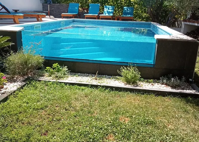 Ivka Villa *