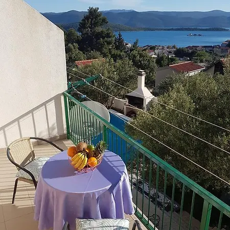 Ivka Villa *